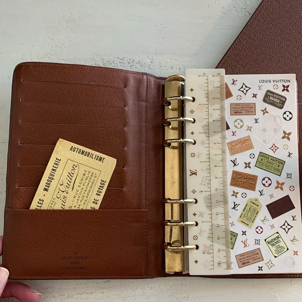 Louis Vuitton agenda